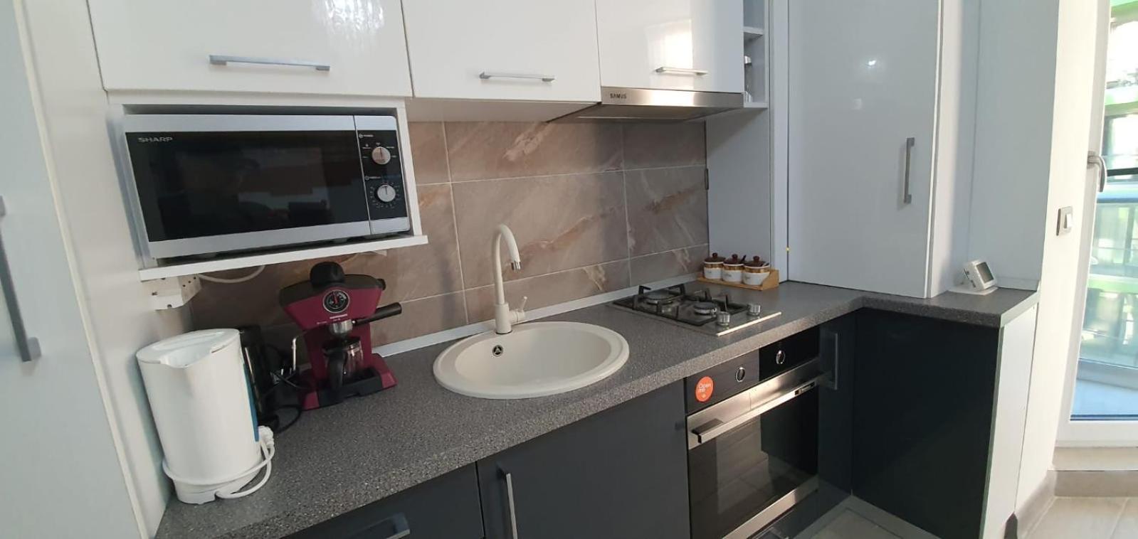 Năvodari Alezzi Resort Luxury Apartament Prima Linie La Mare מראה חיצוני תמונה